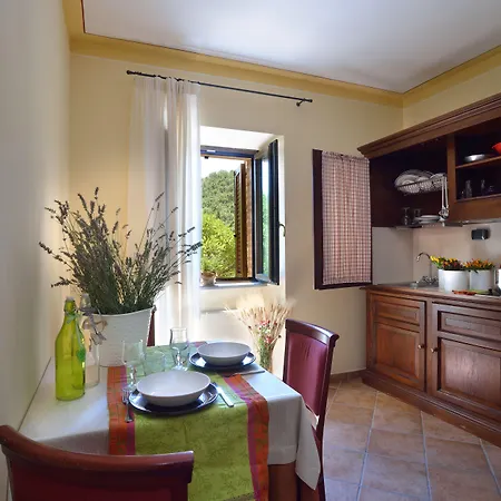 Casa de Campo Faro Rosso *