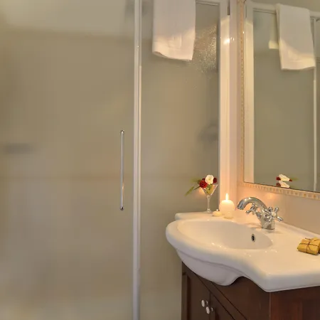 Faro Rosso Casa rural *